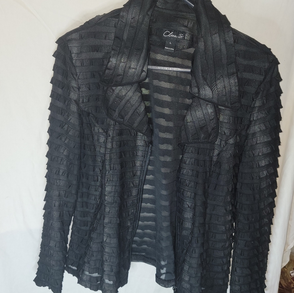 clara&....black size L blouse
good condition - Picture 7 of 8